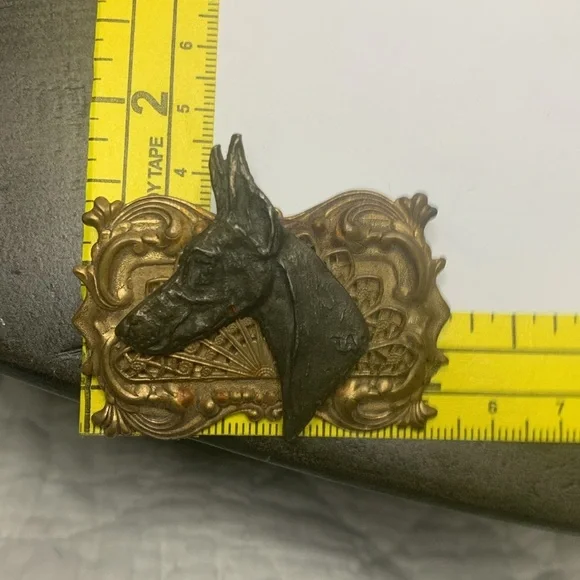 Vintage Denise Brown Brooch Doberman Brooch Pet Dog Pin - Picture 4 of 7